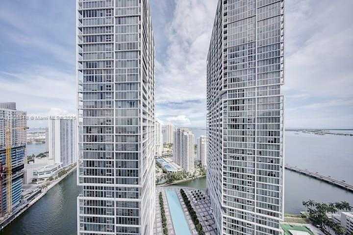 Small Image of 485 BRICKELL AVE #2302, Miami Number 16