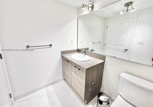 Imagen de Pequeño Objeto