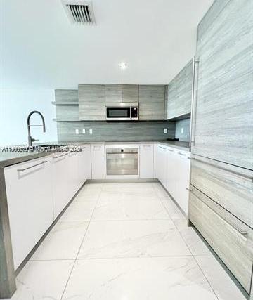 Imagen de Pequeño Objeto