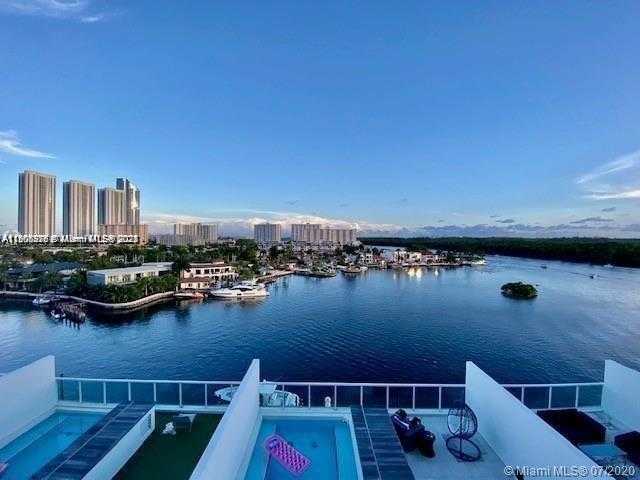 Imagen de Pequeño Objeto