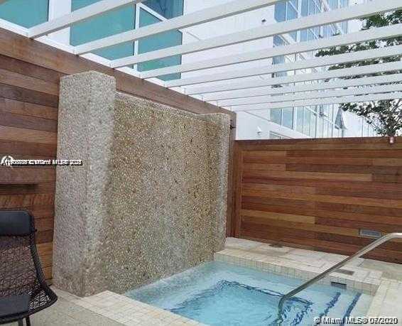 Imagen de Pequeño Objeto