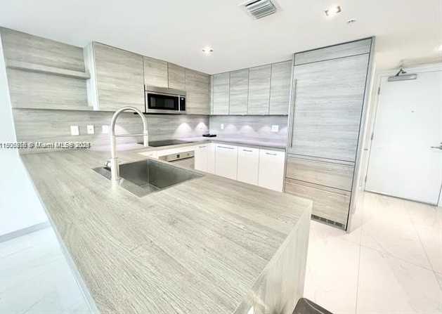 Imagen de Pequeño Objeto