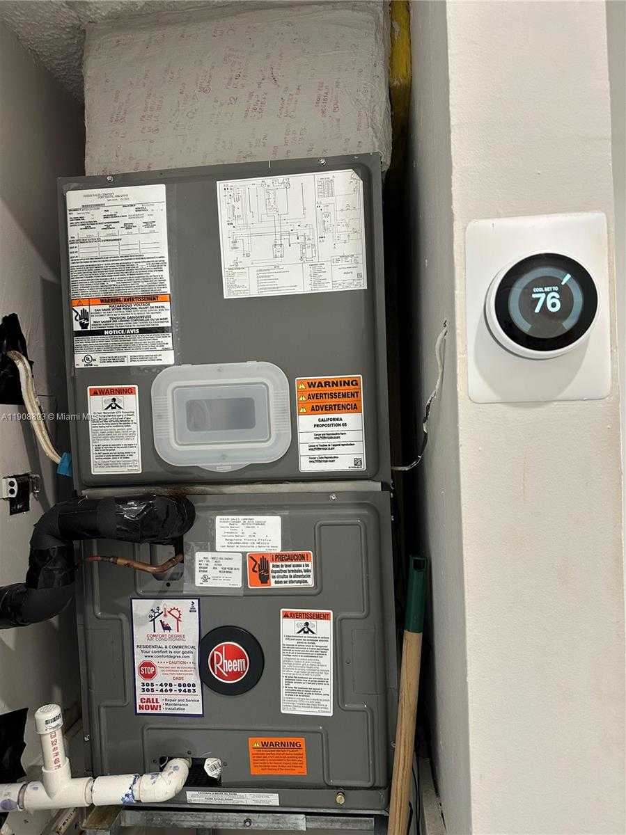 Small Image of Miami Number 24