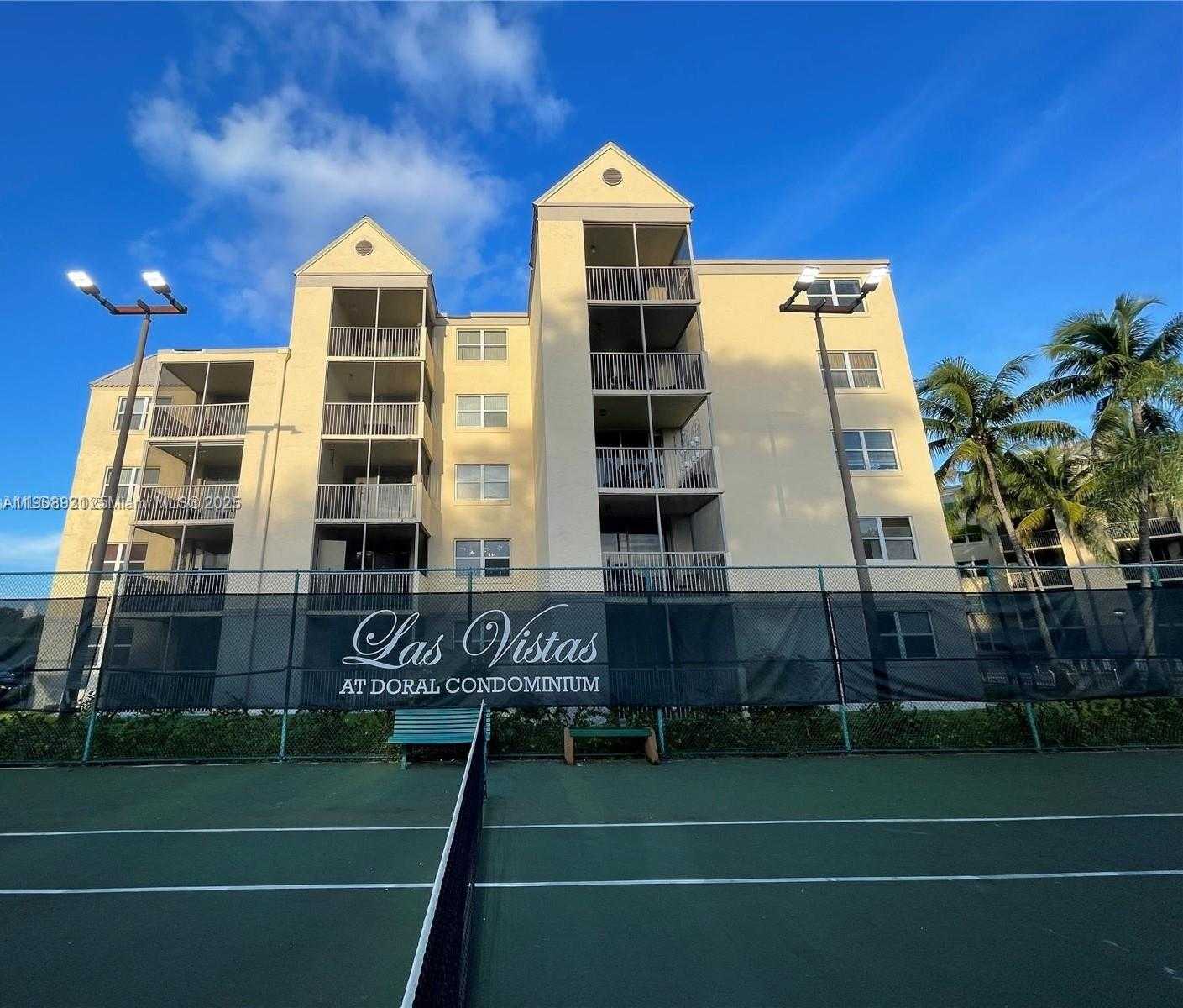 Small Image of 8290 LAKE DR #514, Doral Number 21