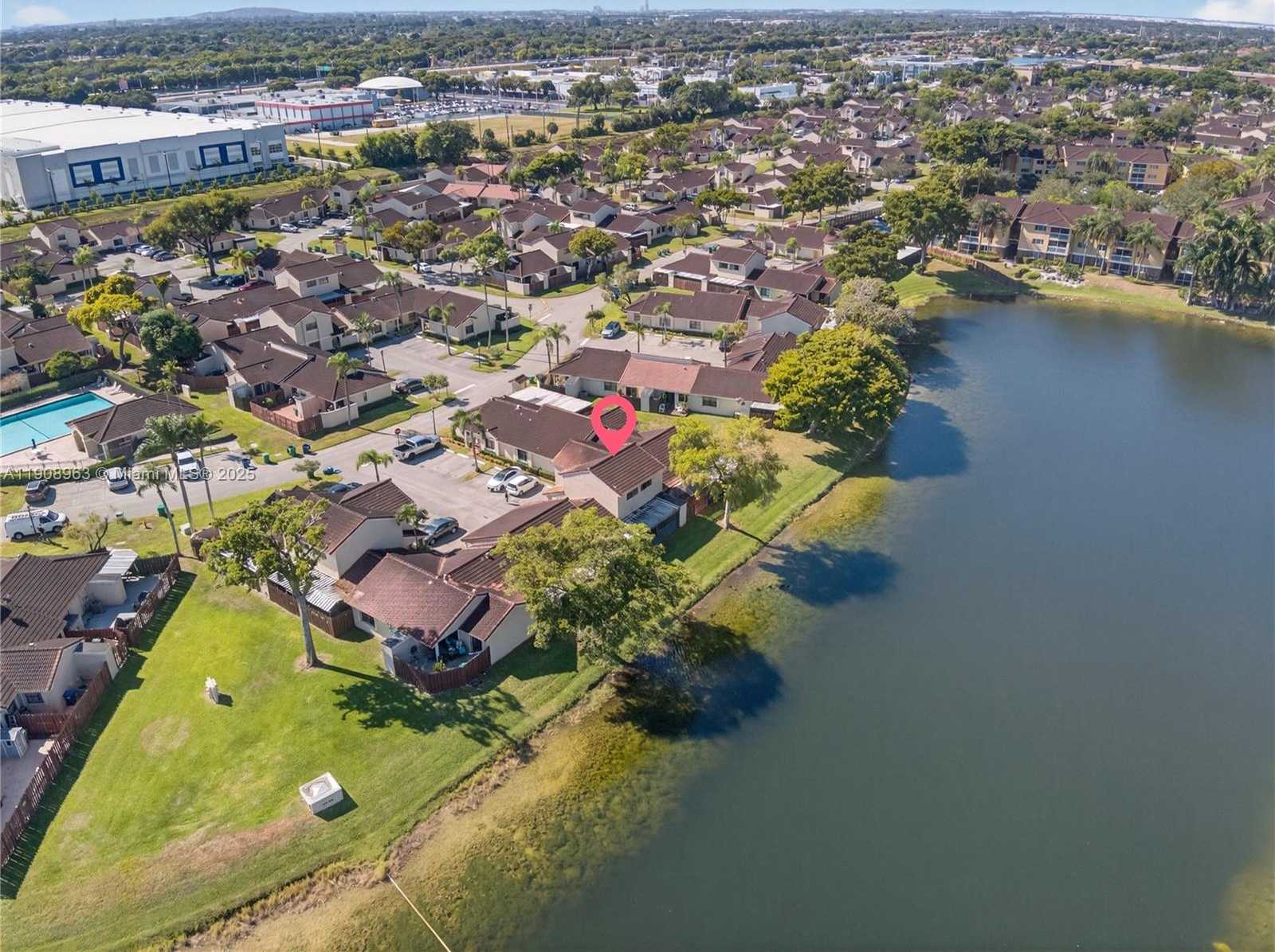 Small Image of 6243 NORTH WEST 171ST ST, Hialeah Number 28