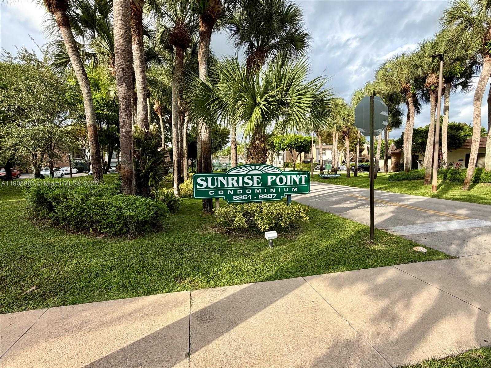 Small Image of 8281 SOUTH WEST 128TH ST #204-1, Pinecrest Number 14