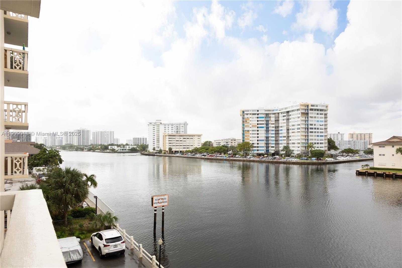 Small Image of 1817 SOUTH OCEAN DR #320, Hallandale Beach Number 11