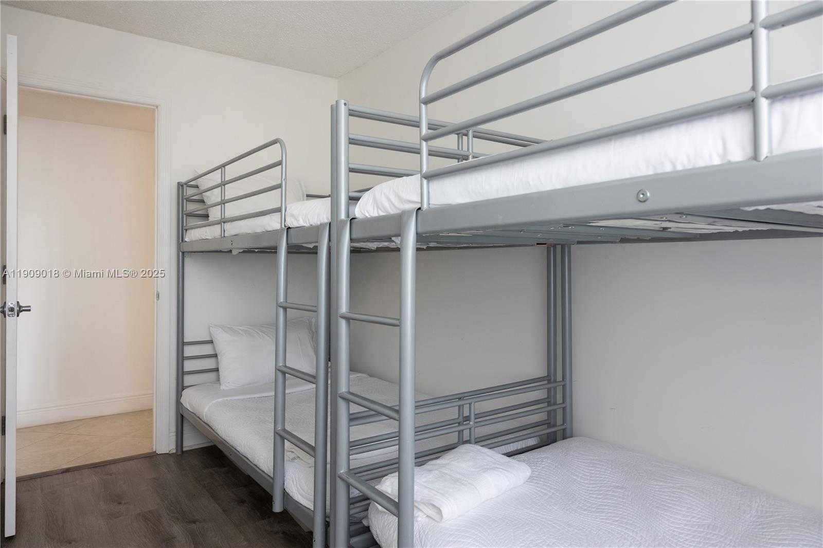 Small Image of 1817 SOUTH OCEAN DR #320, Hallandale Beach Number 19