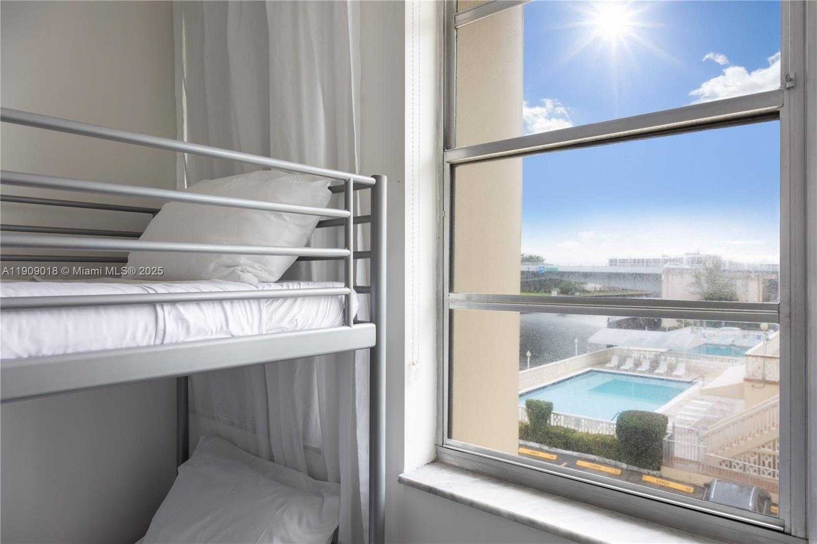 Small Image of 1817 SOUTH OCEAN DR #320, Hallandale Beach Number 20