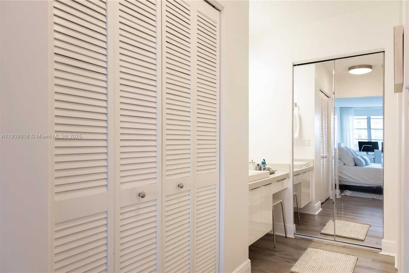 Small Image of 1817 SOUTH OCEAN DR #320, Hallandale Beach Number 25