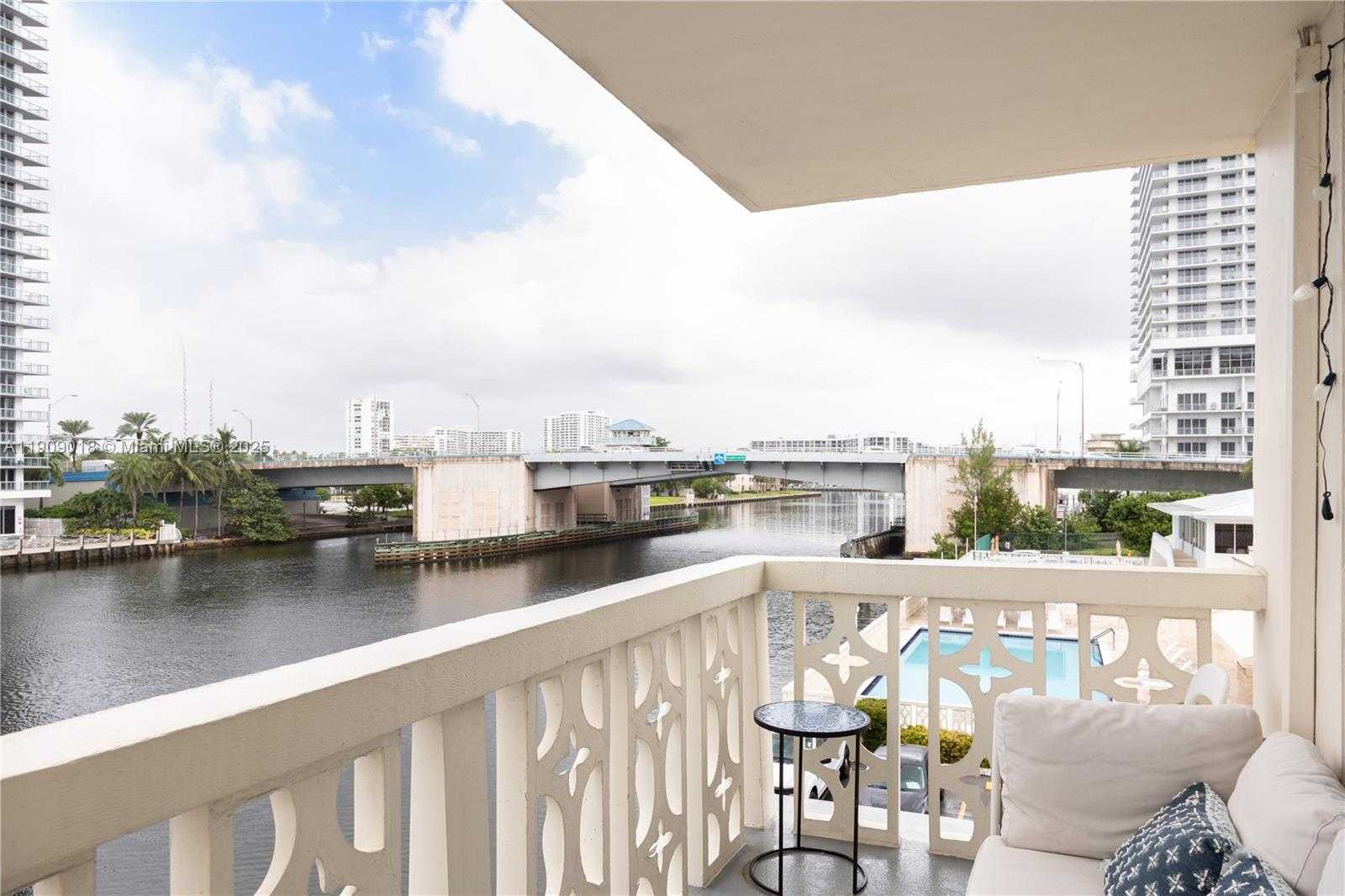 Small Image of 1817 SOUTH OCEAN DR #320, Hallandale Beach Number 9