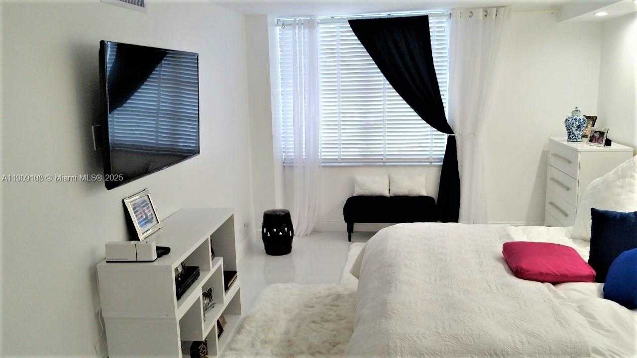 Small Image of 301 174TH ST #1901, Sunny Isles Beach Number 18