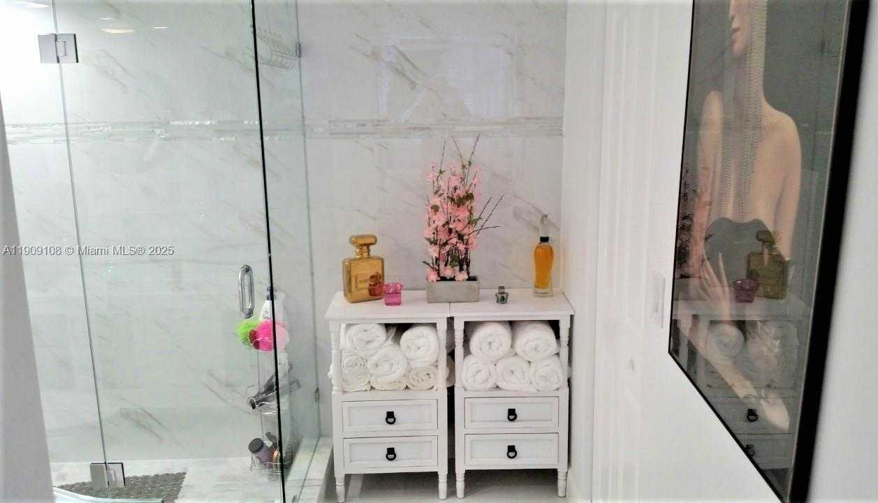 Small Image of 301 174TH ST #1901, Sunny Isles Beach Number 22