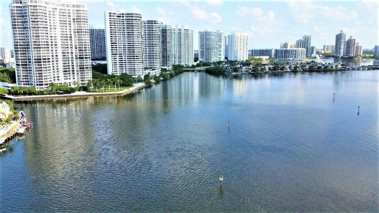 Small Image of 301 174TH ST #1901, Sunny Isles Beach Number 3