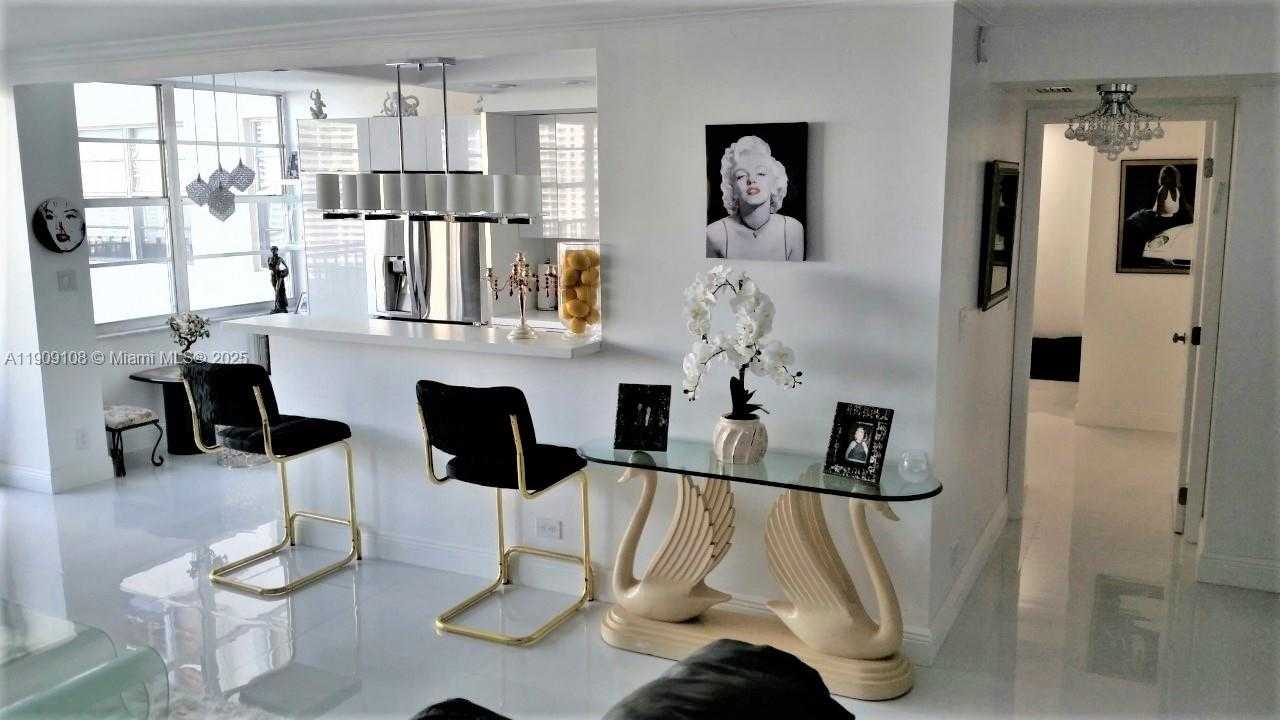 Small Image of 301 174TH ST #1901, Sunny Isles Beach Number 4