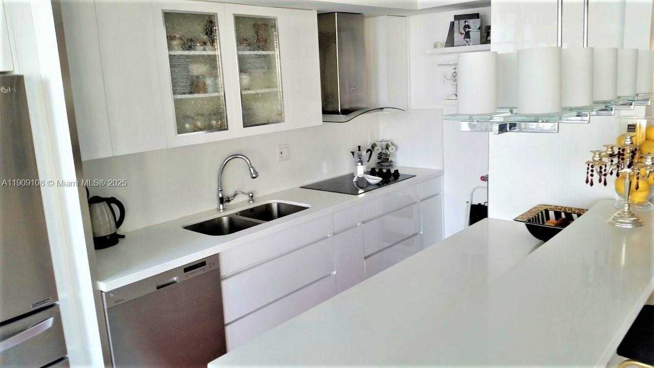 Small Image of 301 174TH ST #1901, Sunny Isles Beach Number 5