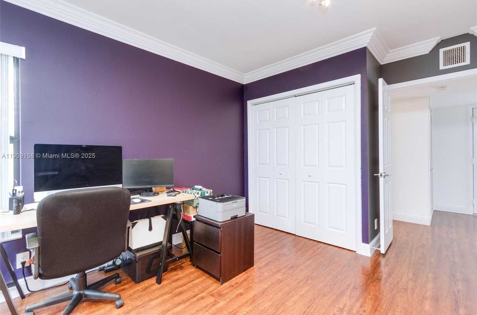 Small Image of 2880 SOUTH CARAMBOLA CIR S #2071, Coconut Creek Number 15