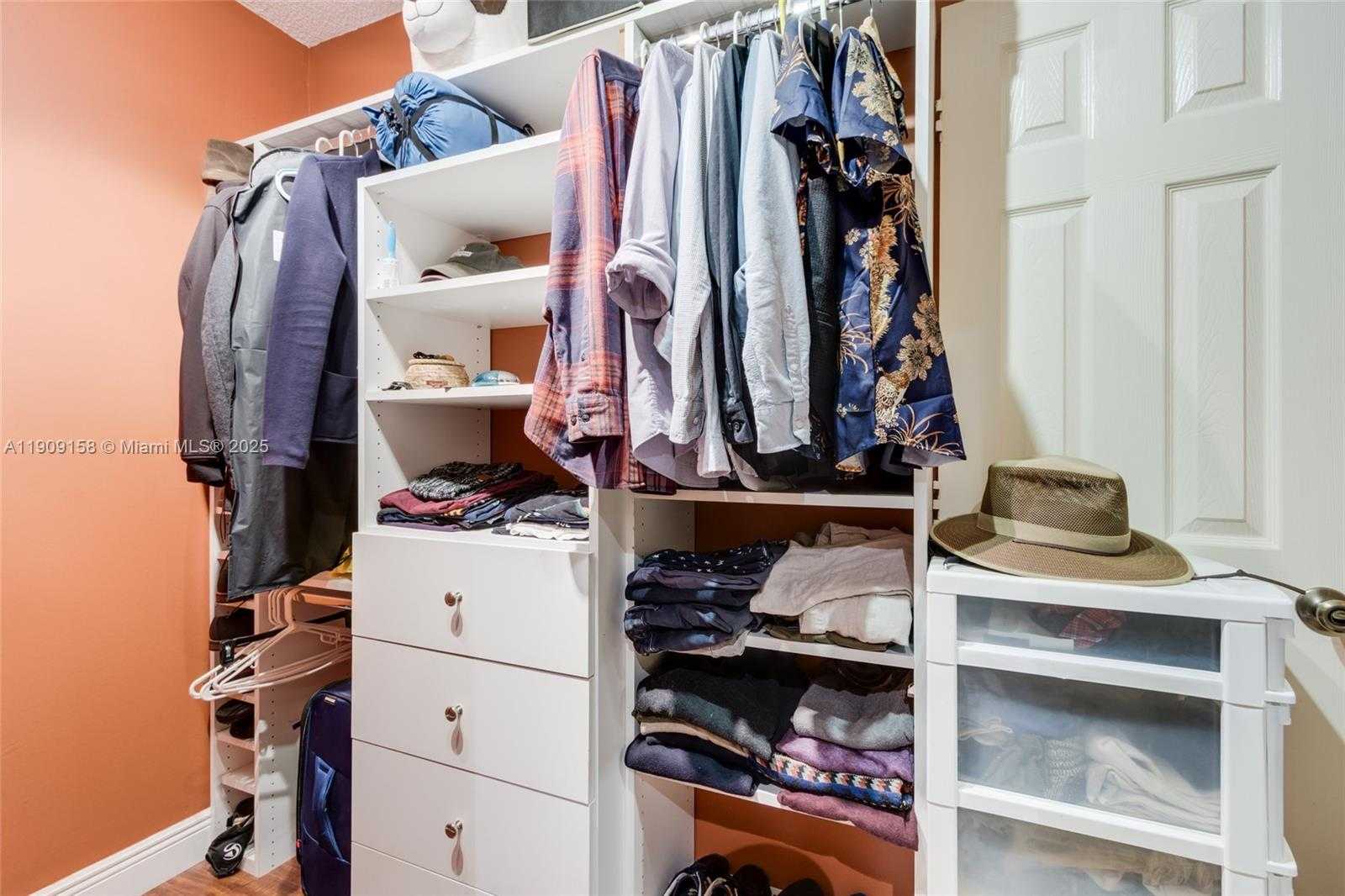 Small Image of 2880 SOUTH CARAMBOLA CIR S #2071, Coconut Creek Number 18