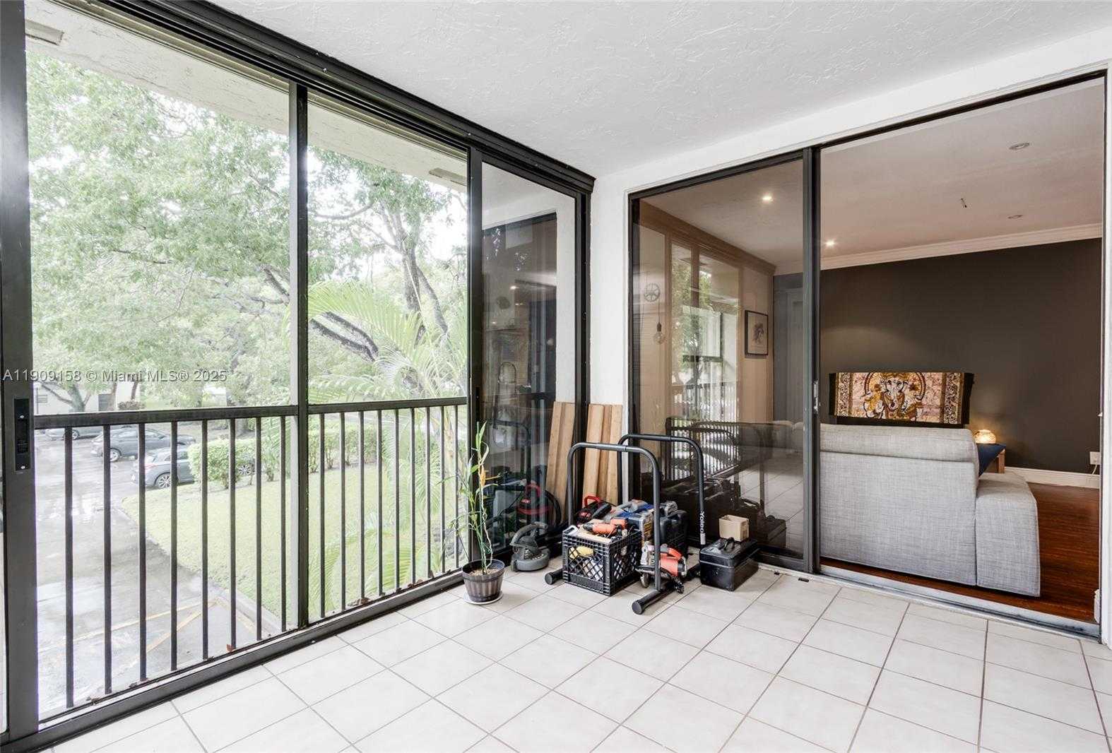 Small Image of 2880 SOUTH CARAMBOLA CIR S #2071, Coconut Creek Number 19