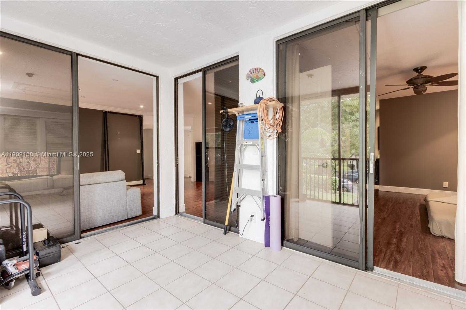 Small Image of 2880 SOUTH CARAMBOLA CIR S #2071, Coconut Creek Number 22