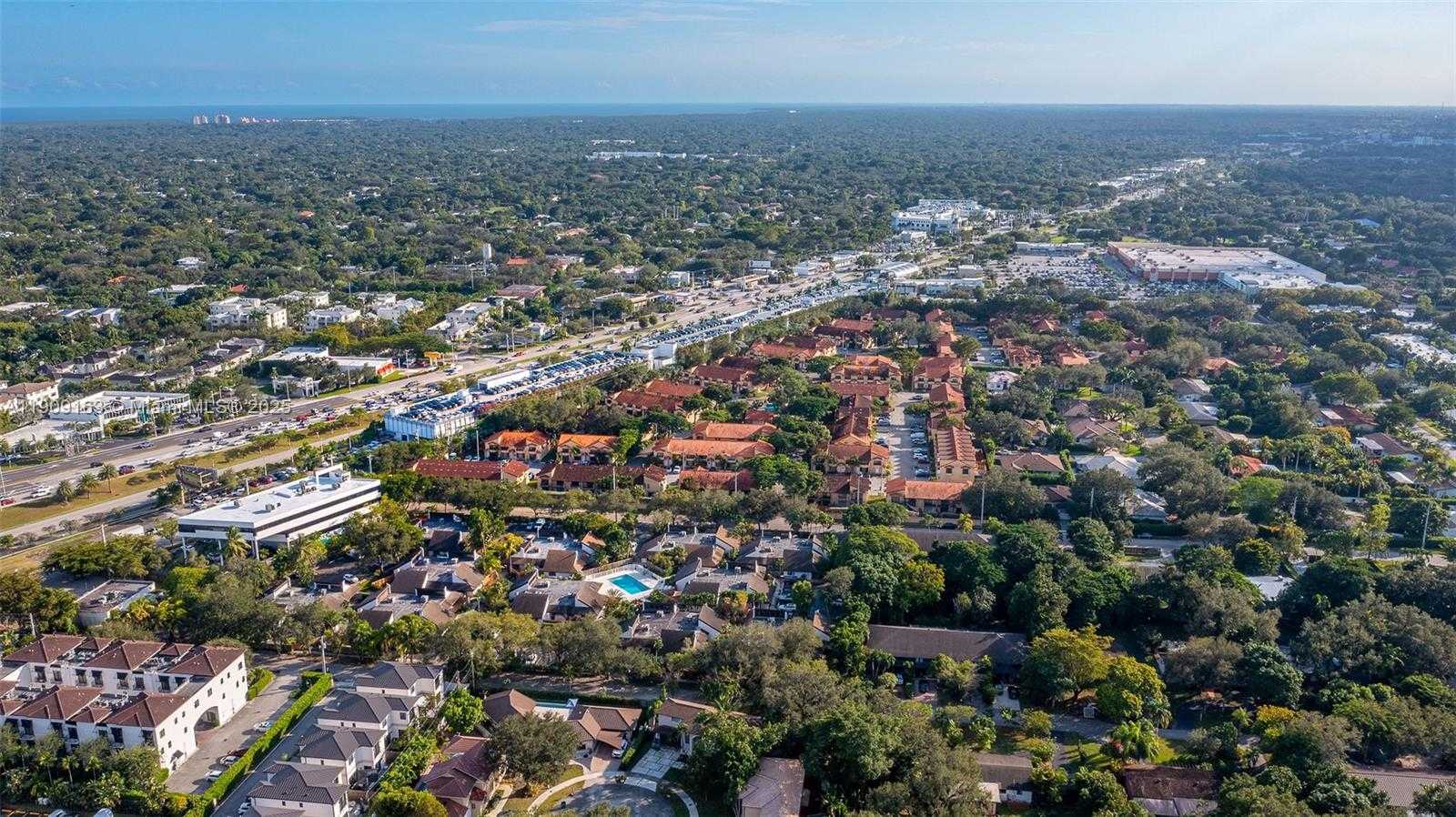 Small Image of 10037 SOUTH WEST 77TH CT, Miami Number 53