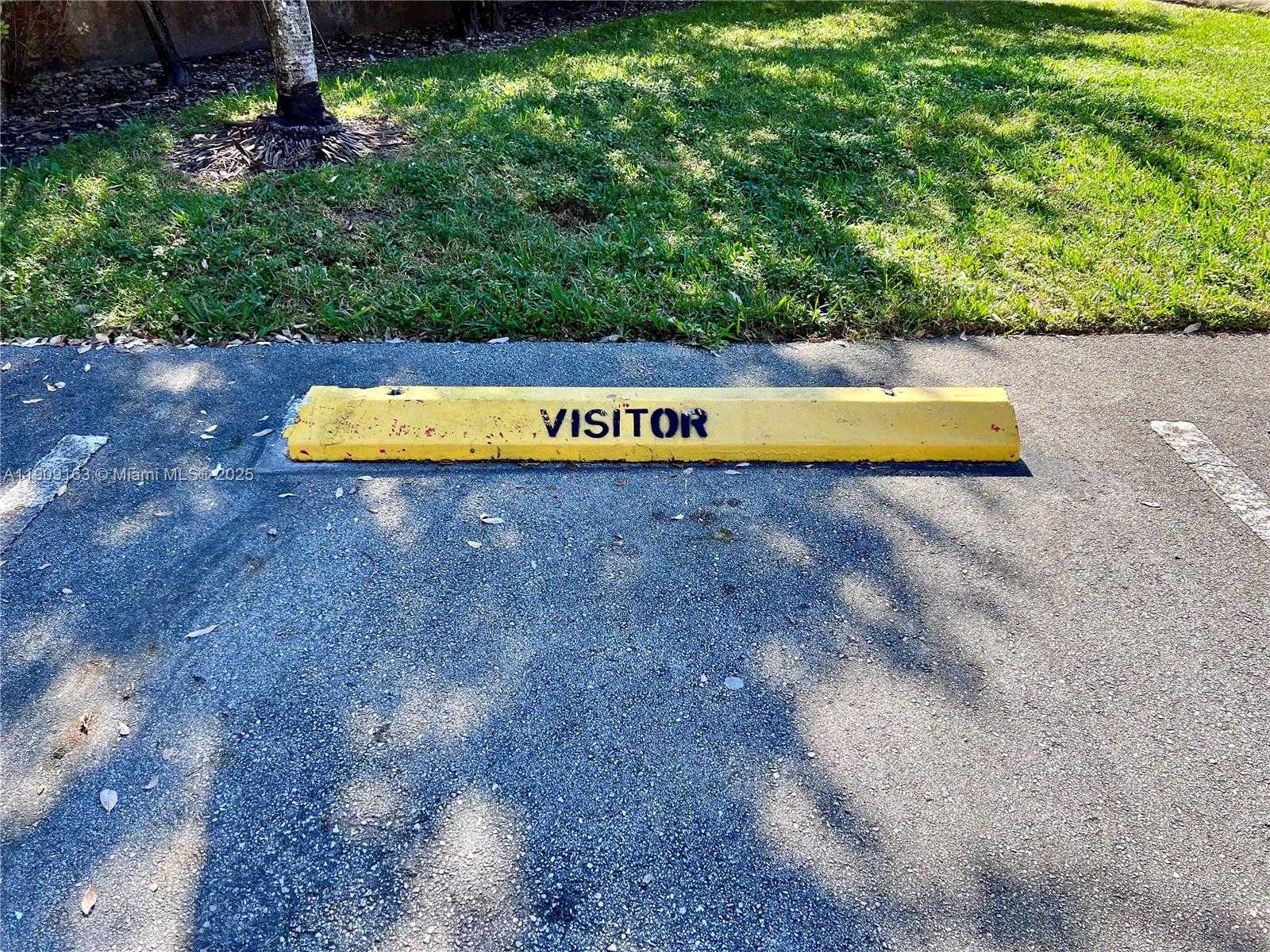 Small Image of 10037 SOUTH WEST 77TH CT, Miami Number 56