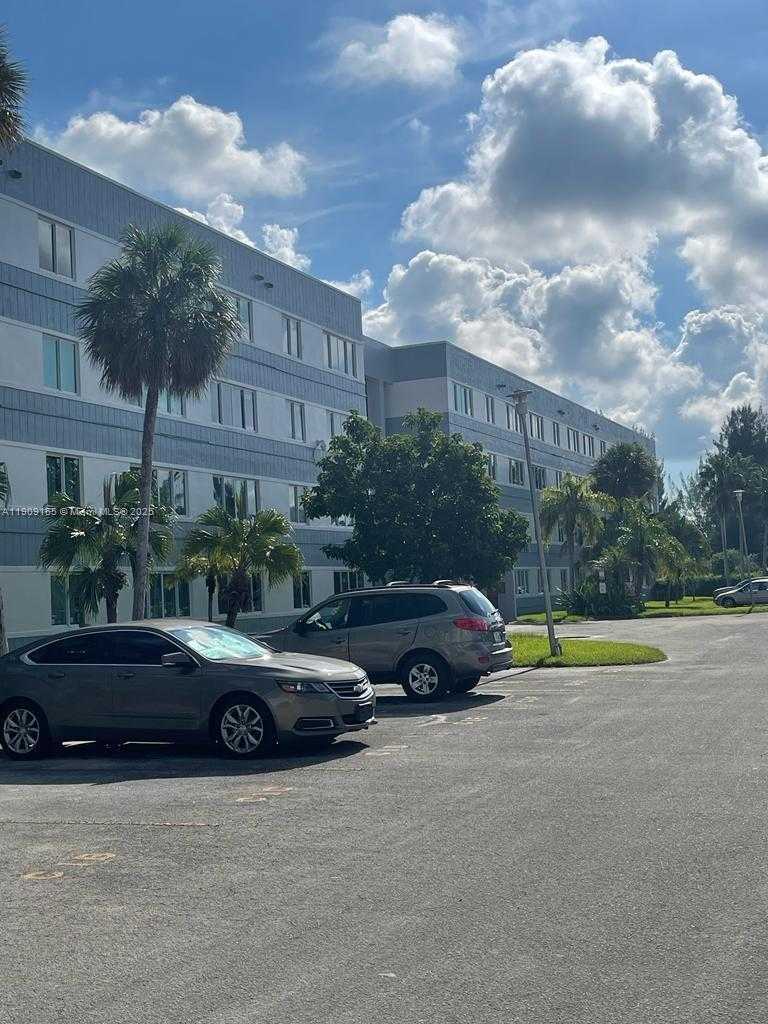 Small Image of 14850 NARANJA LAKES BLVD #B1G, Homestead Number 15