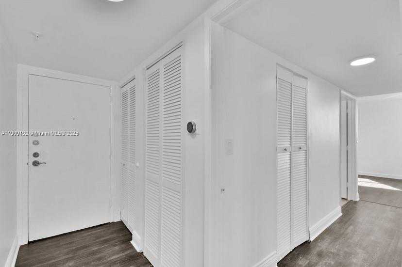 Small Image of 1688 WEST AVE #602, Miami Beach Number 28