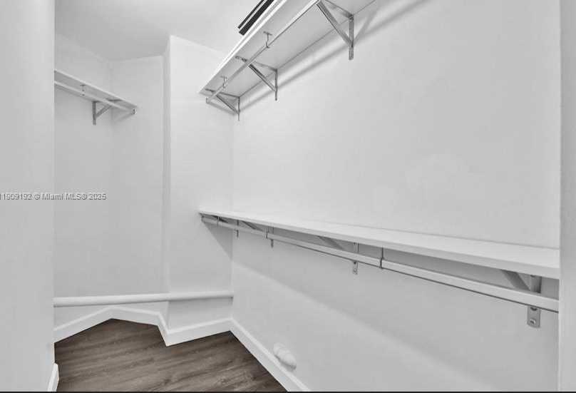 Small Image of 1688 WEST AVE #602, Miami Beach Number 42