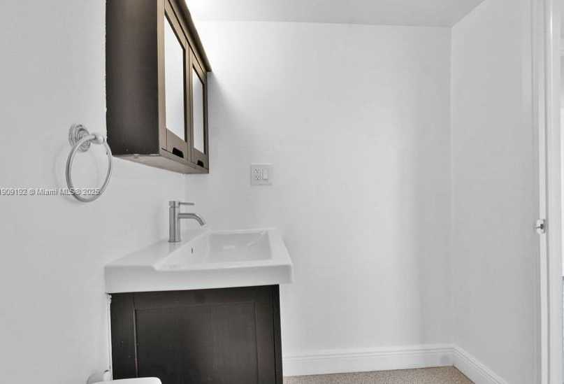 Small Image of 1688 WEST AVE #602, Miami Beach Number 55