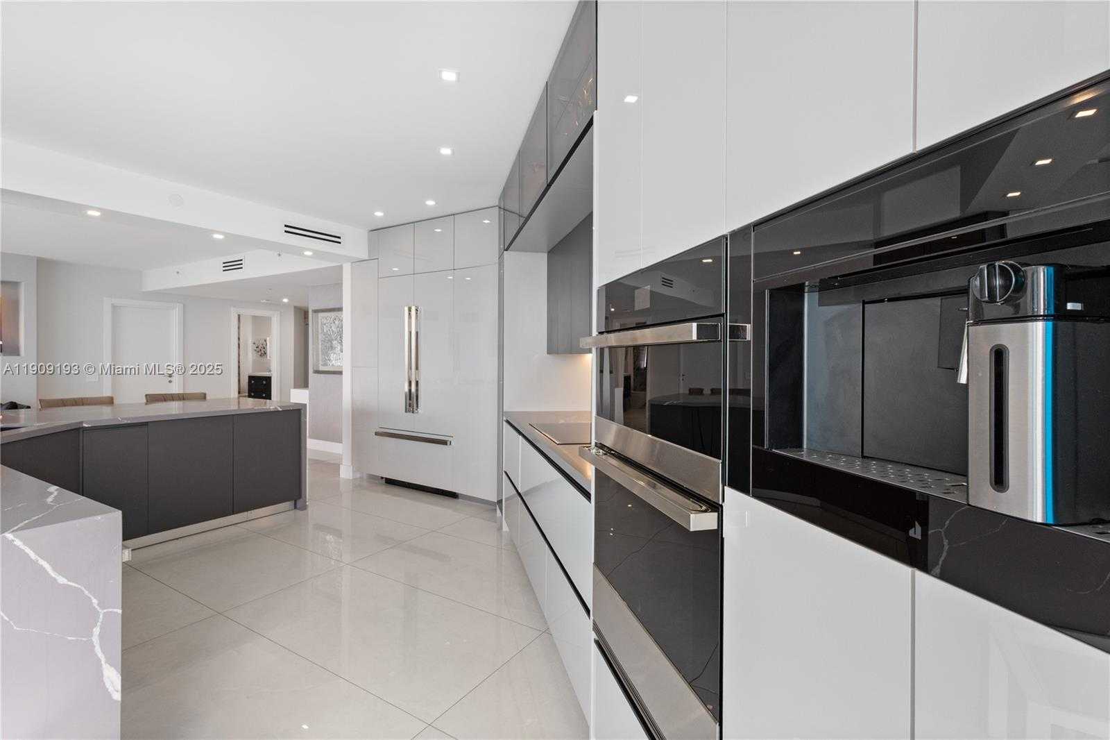 Small Image of 3801 NORTH EAST 207TH ST #20BS, Aventura Number 3