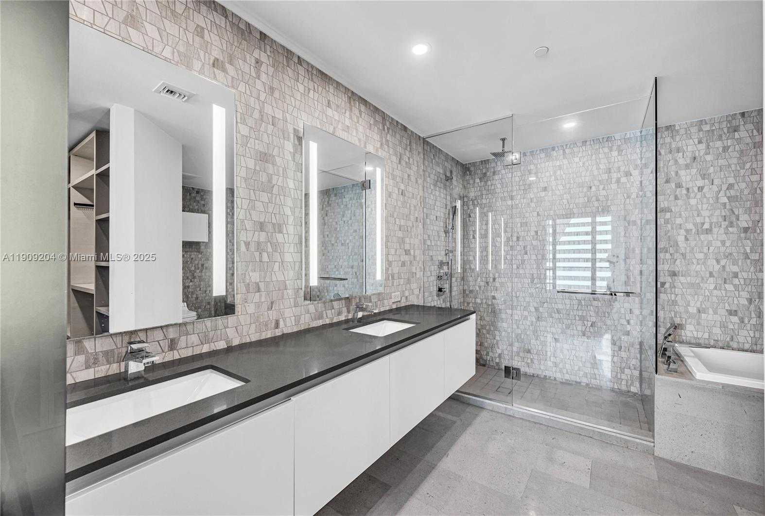 Small Image of 88 SOUTH WEST 7TH ST #806, Miami Number 42