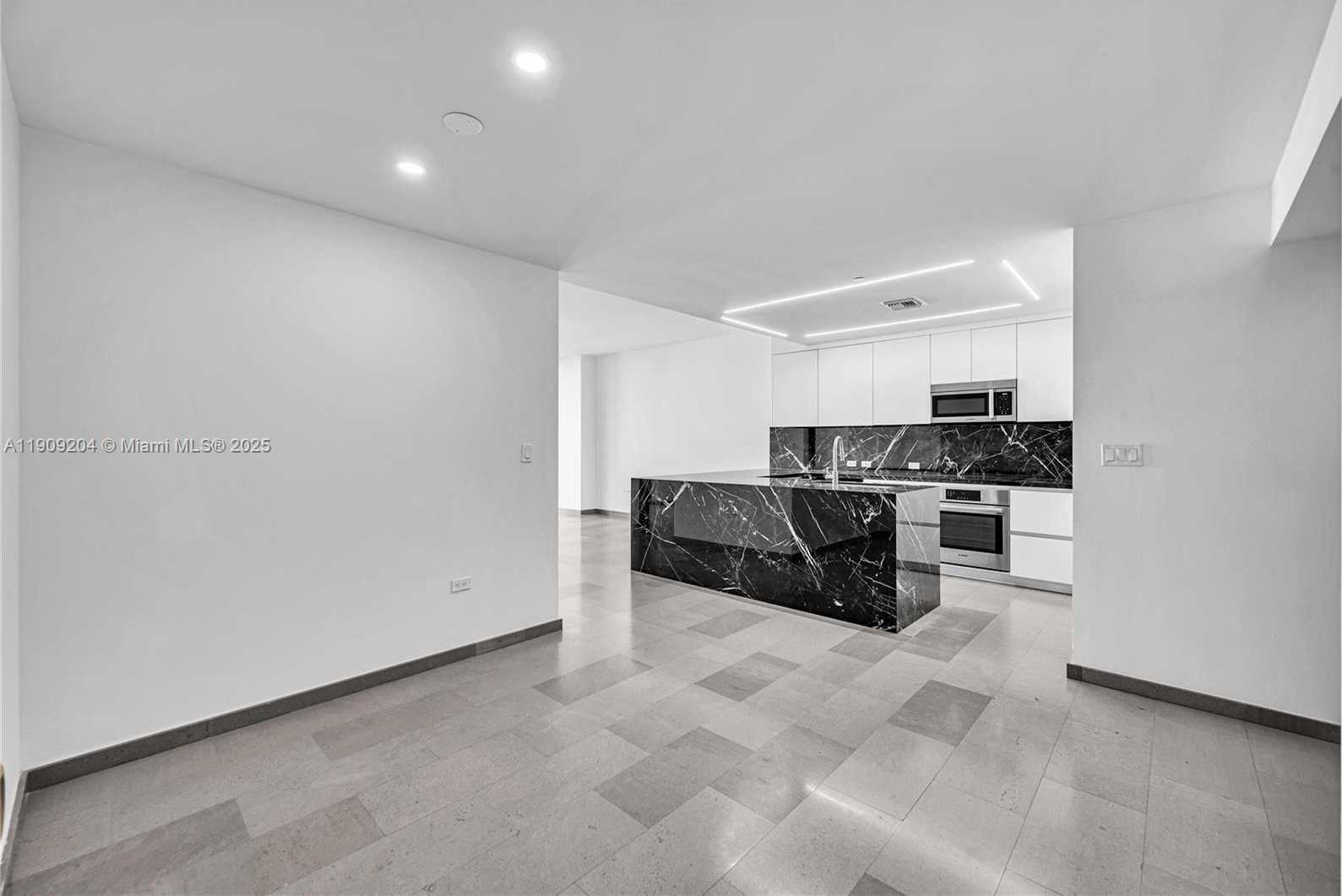 Small Image of 88 SOUTH WEST 7TH ST #806, Miami Number 8