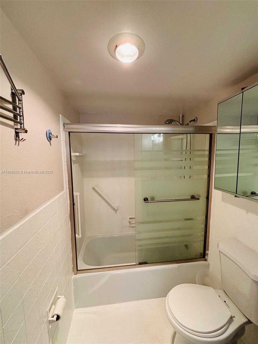 Small Image of 1817 SOUTH OCEAN DR #622, Hallandale Beach Number 20