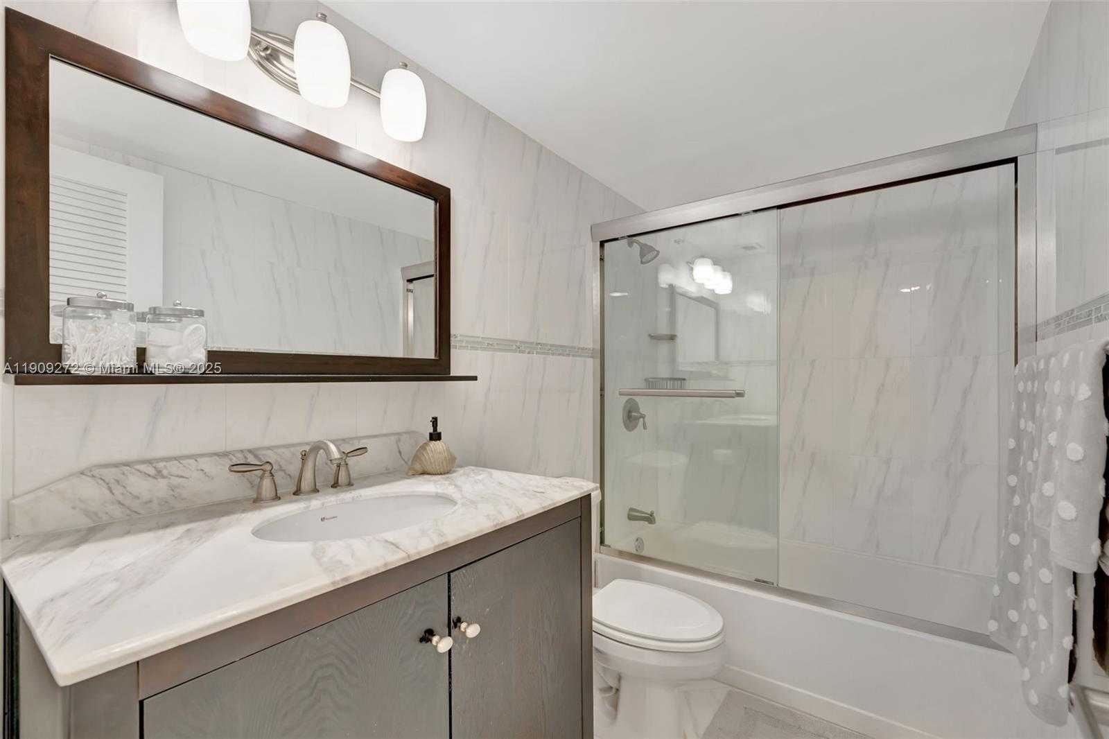 Small Image of 1400 SOUTH OCEAN DR #1001, Hollywood Number 17