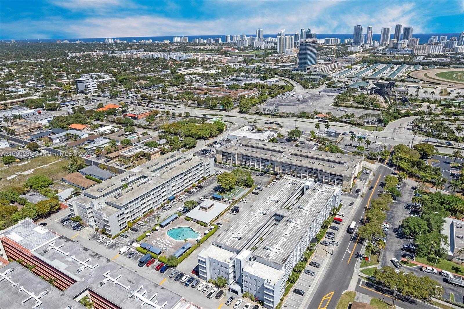 Small Image of 330 SOUTH EAST 2ND ST #103G, Hallandale Beach Number 36