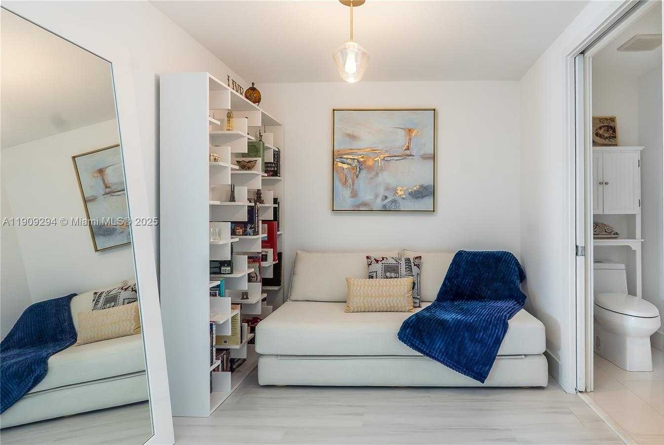 Small Image of 650 NORTH EAST 32ND ST #3807, Miami Number 11