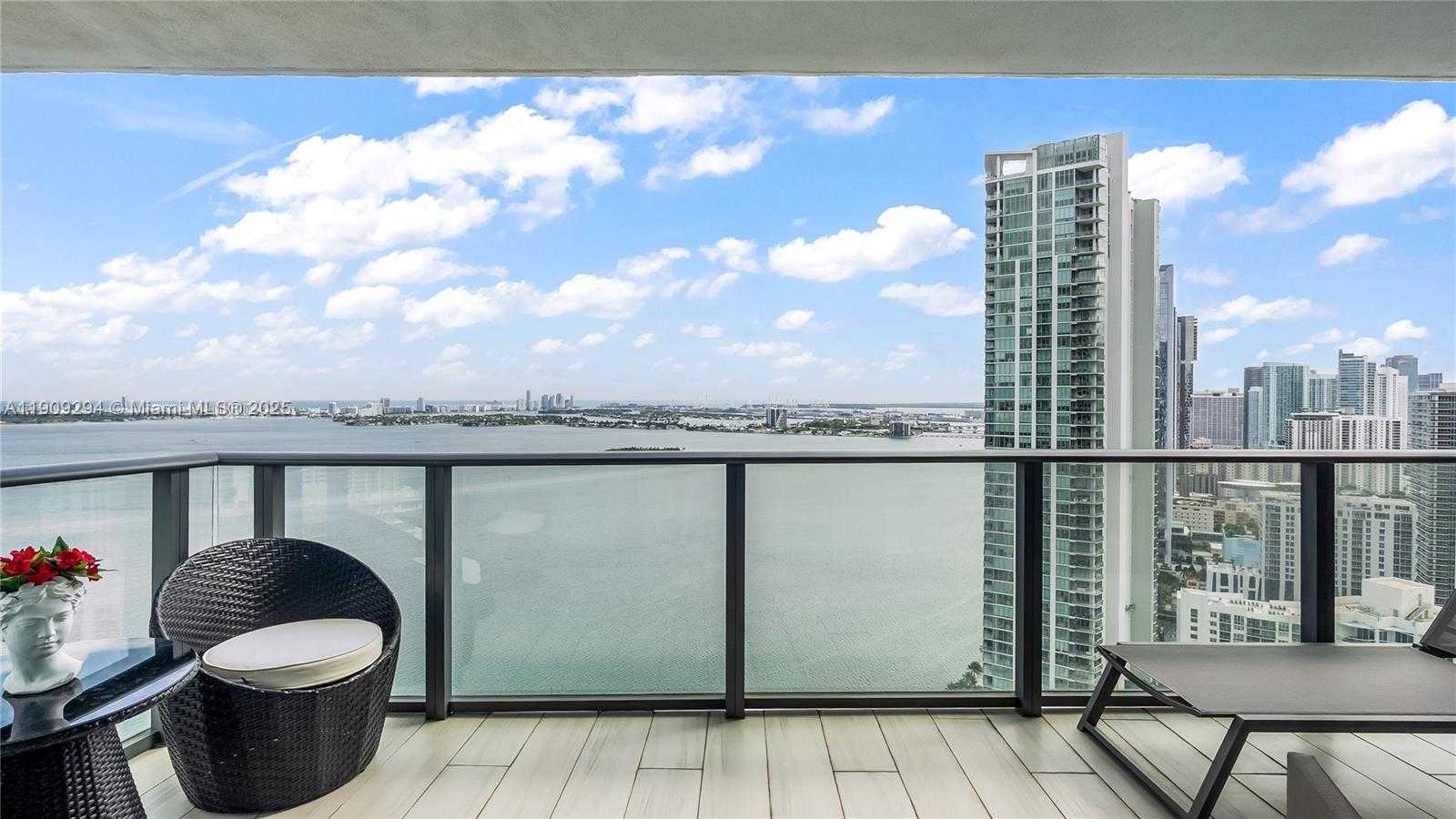 Small Image of 650 NORTH EAST 32ND ST #3807, Miami Number 20