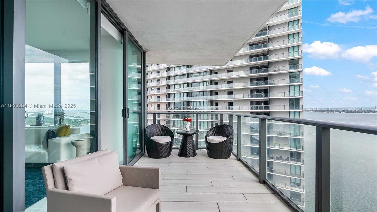 Small Image of 650 NORTH EAST 32ND ST #3807, Miami Number 22