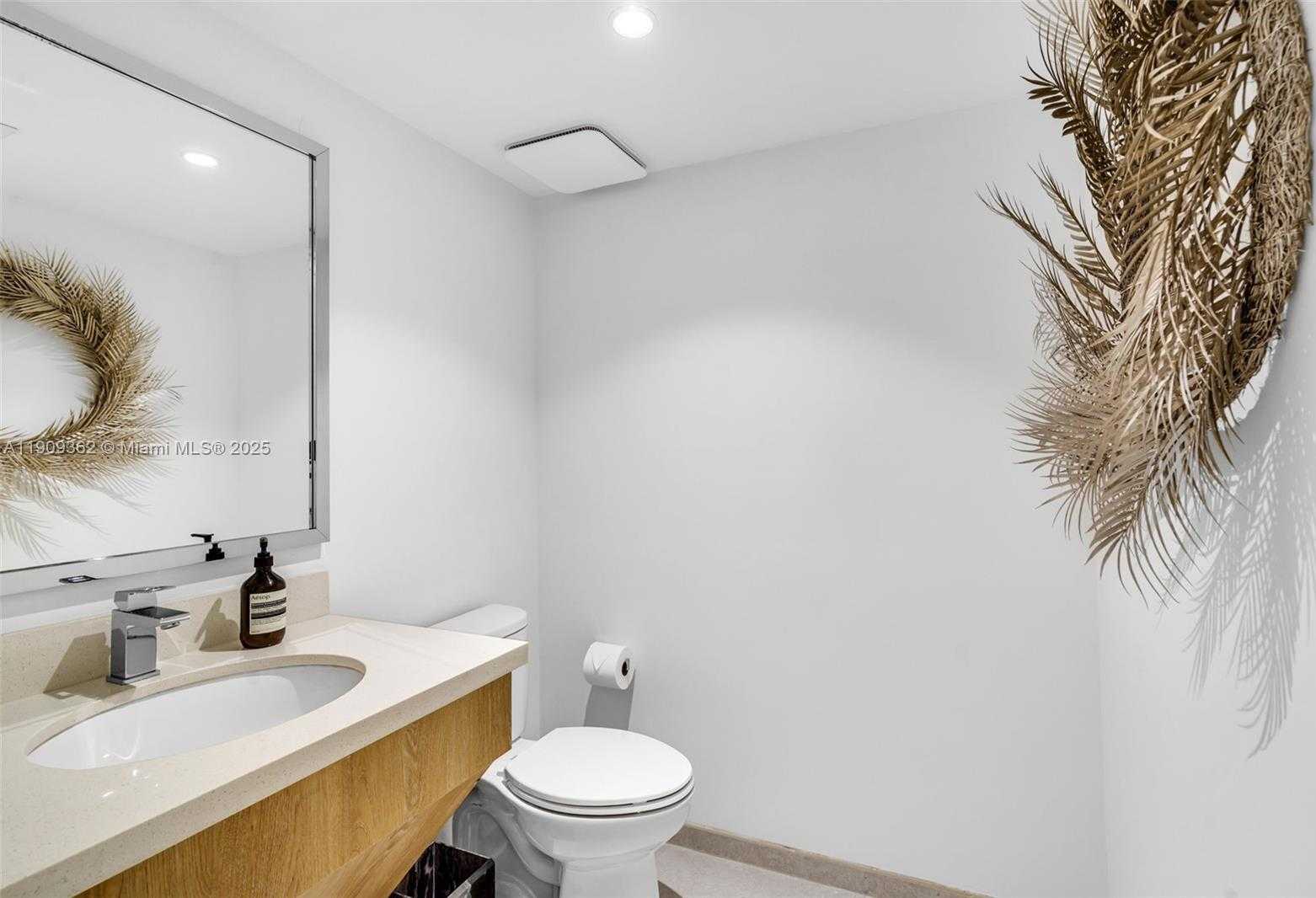 Small Image of 1100 100TH ST #401, Bay Harbor Islands Number 13