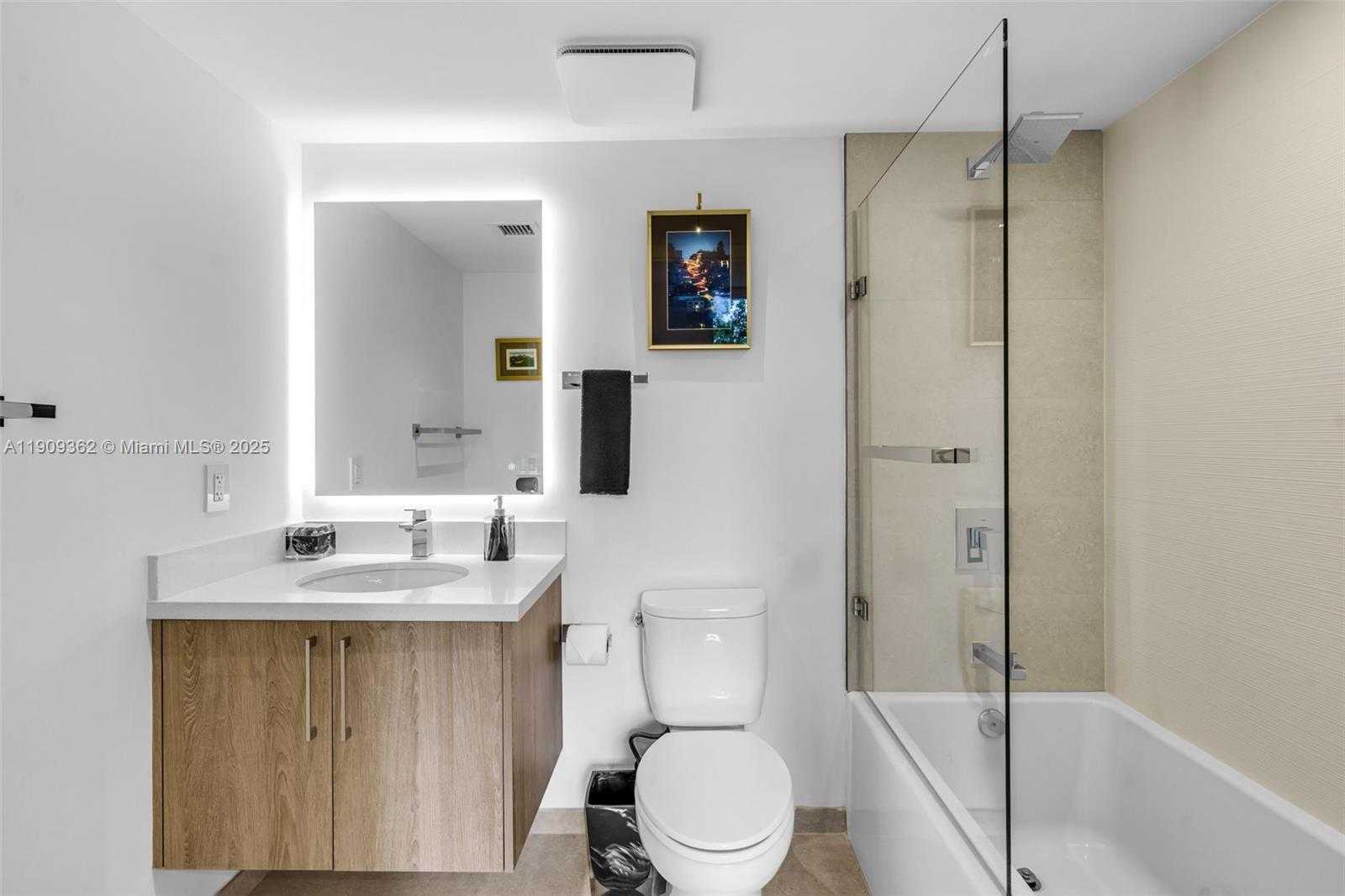 Small Image of 1100 100TH ST #401, Bay Harbor Islands Number 19