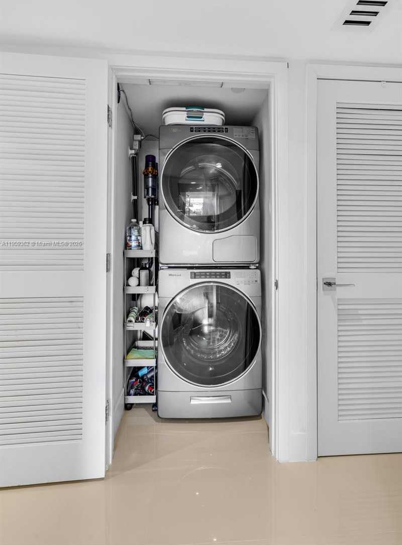 Small Image of 1100 100TH ST #401, Bay Harbor Islands Number 20