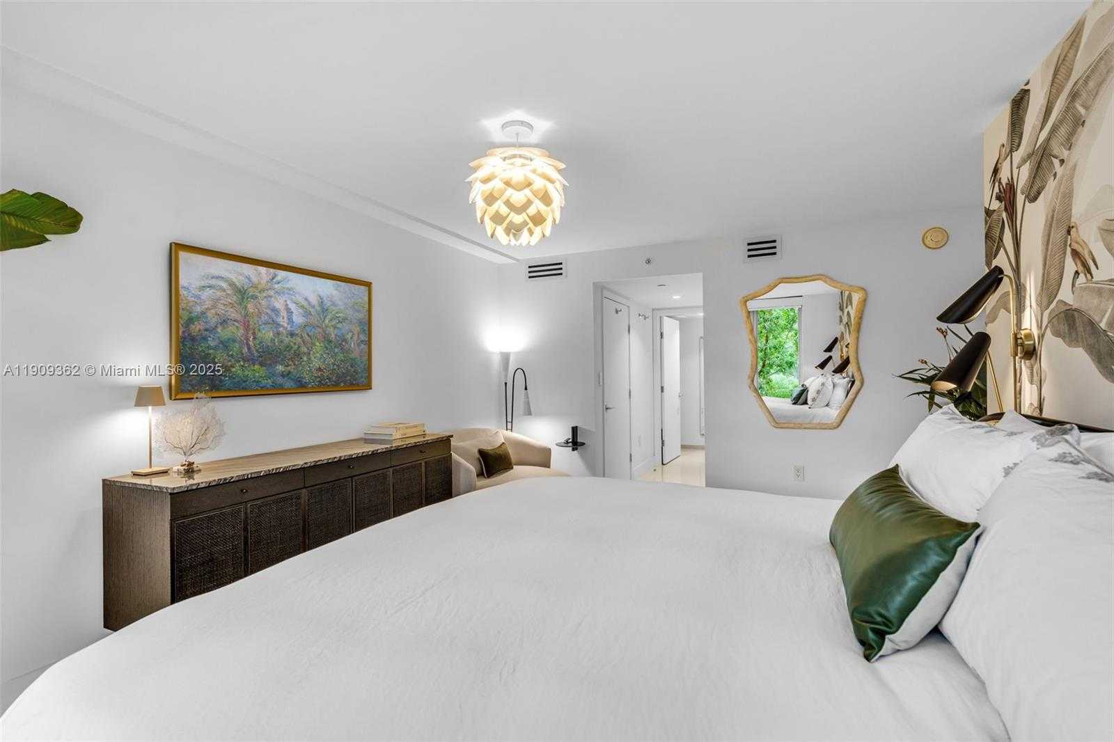 Small Image of 1100 100TH ST #401, Bay Harbor Islands Number 22