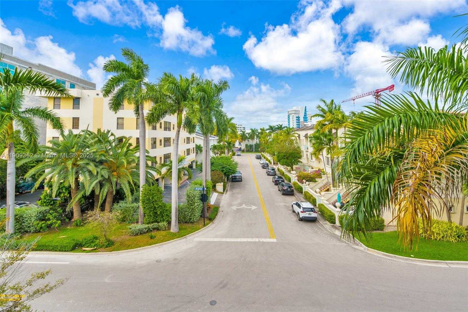 Small Image of 1100 100TH ST #401, Bay Harbor Islands Number 31