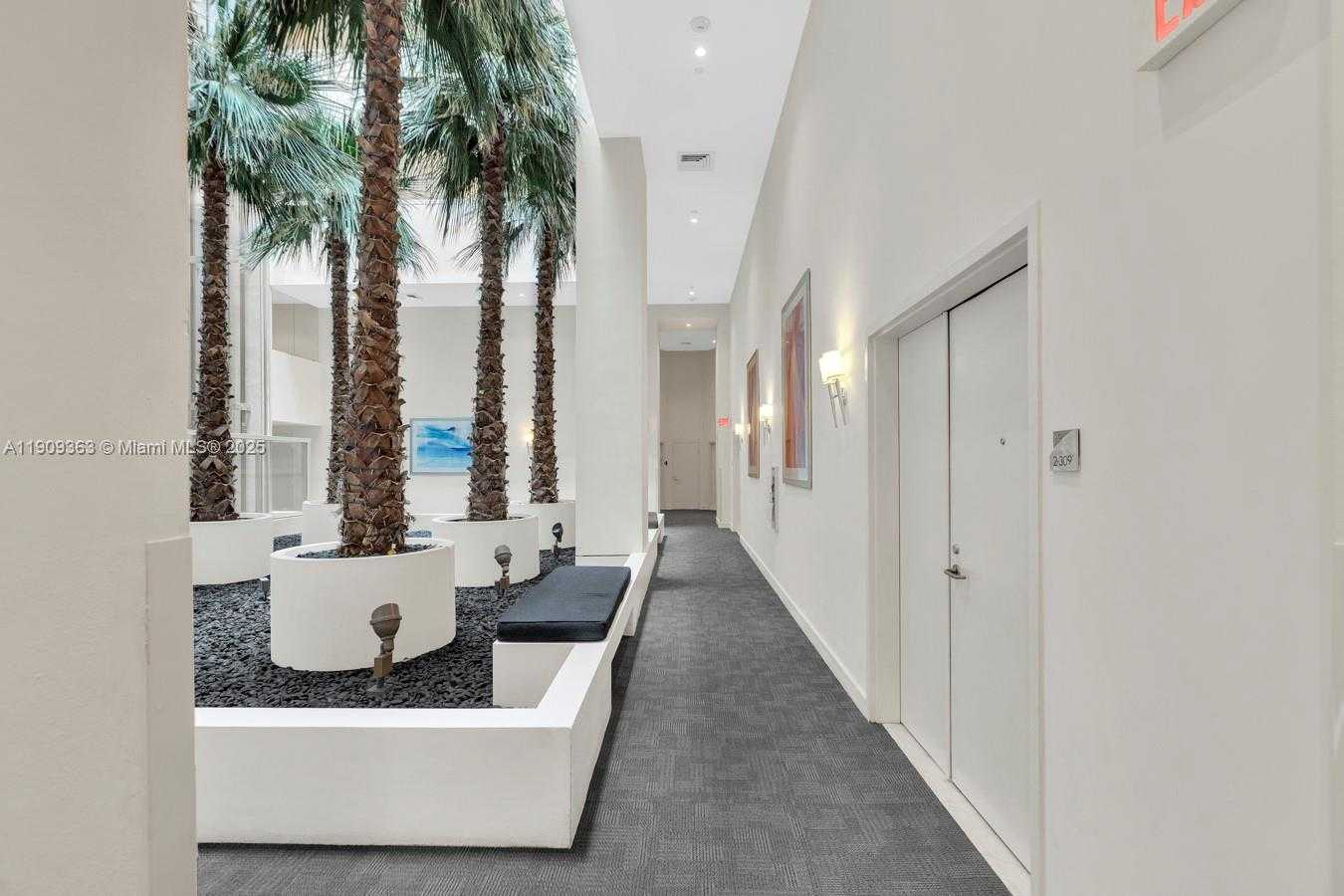 Small Image of 3131 NORTH EAST 188TH ST #2-1004, Aventura Number 40