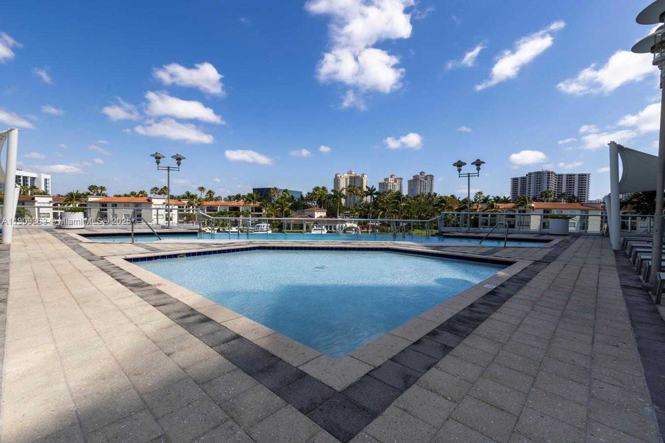 Small Image of 3131 NORTH EAST 188TH ST #2-1004, Aventura Number 43