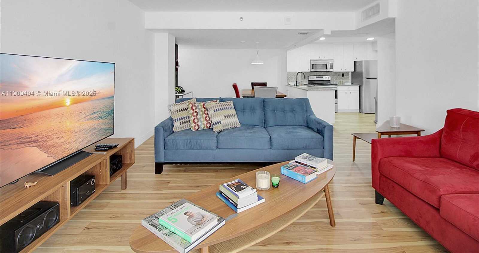 Small Image of 1621 COLLINS AVE #710, Miami Beach Number 11