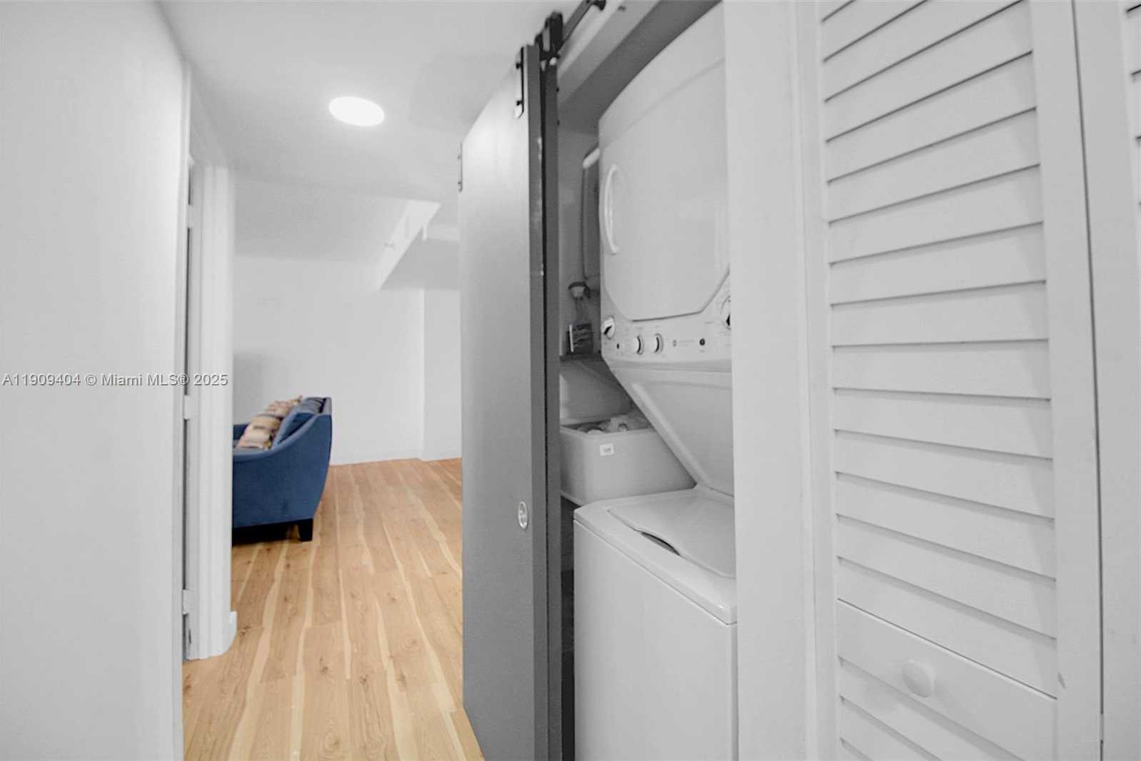 Small Image of 1621 COLLINS AVE #710, Miami Beach Number 23