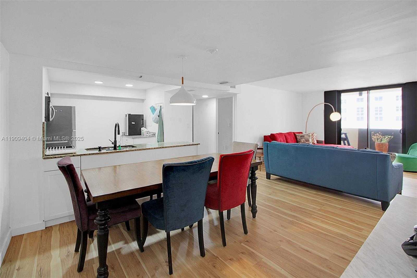 Small Image of 1621 COLLINS AVE #710, Miami Beach Number 6