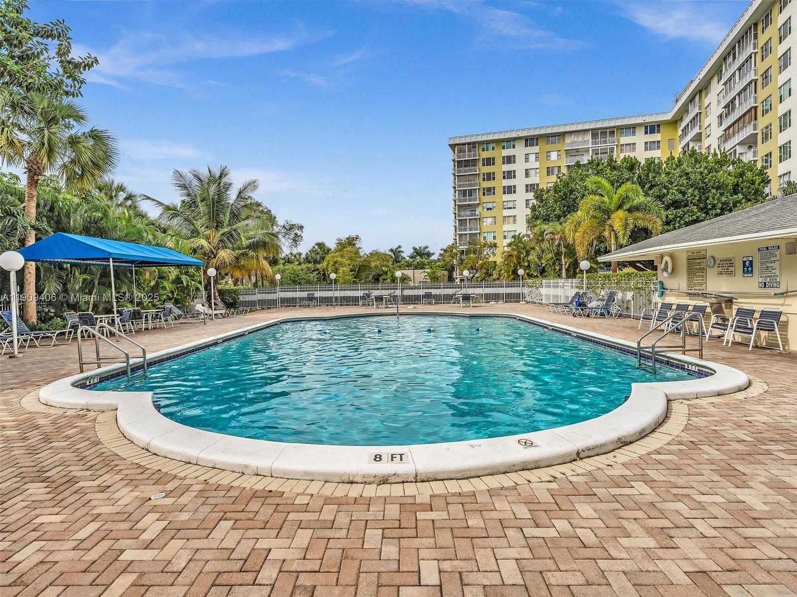 Small Image of 4400 HILLCREST DR #617B, Hollywood Number 41